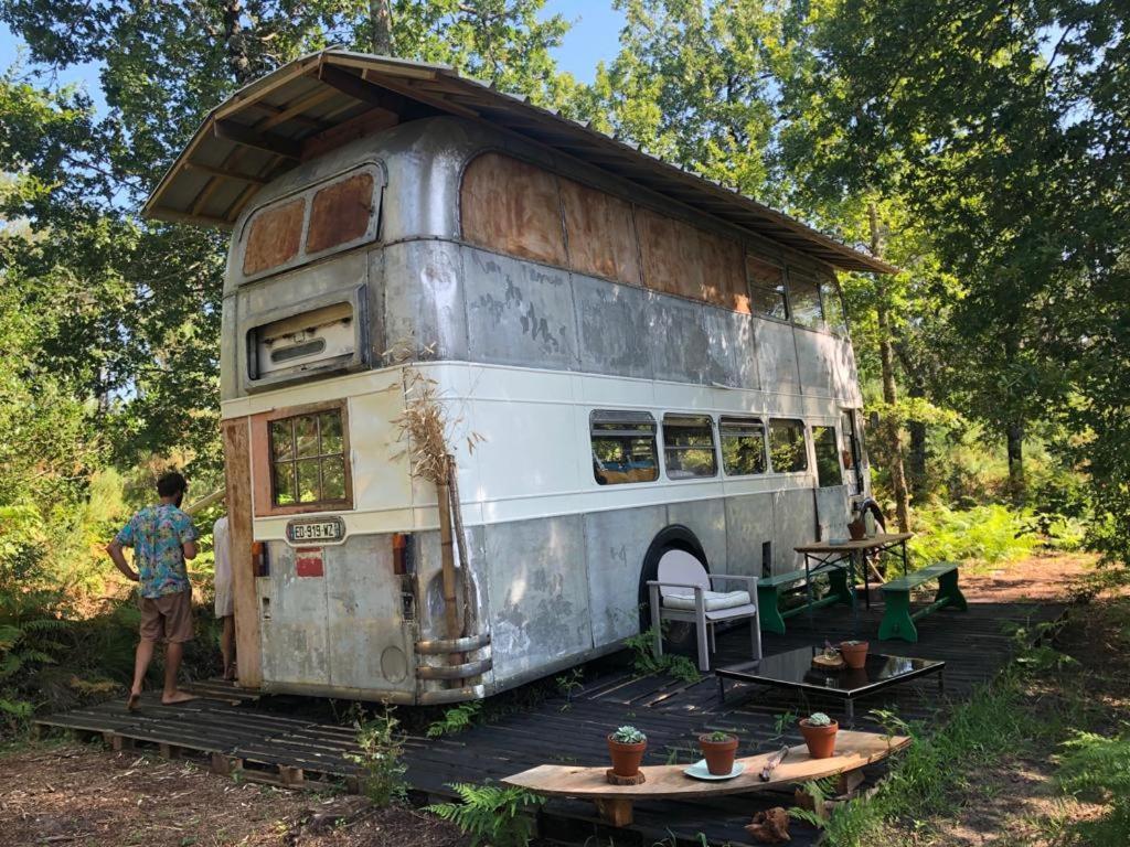Cosmic English Bus 2 Floor Mimizan Exterior photo